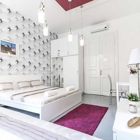 Real Apartments Hegedu Budapest Exterior photo