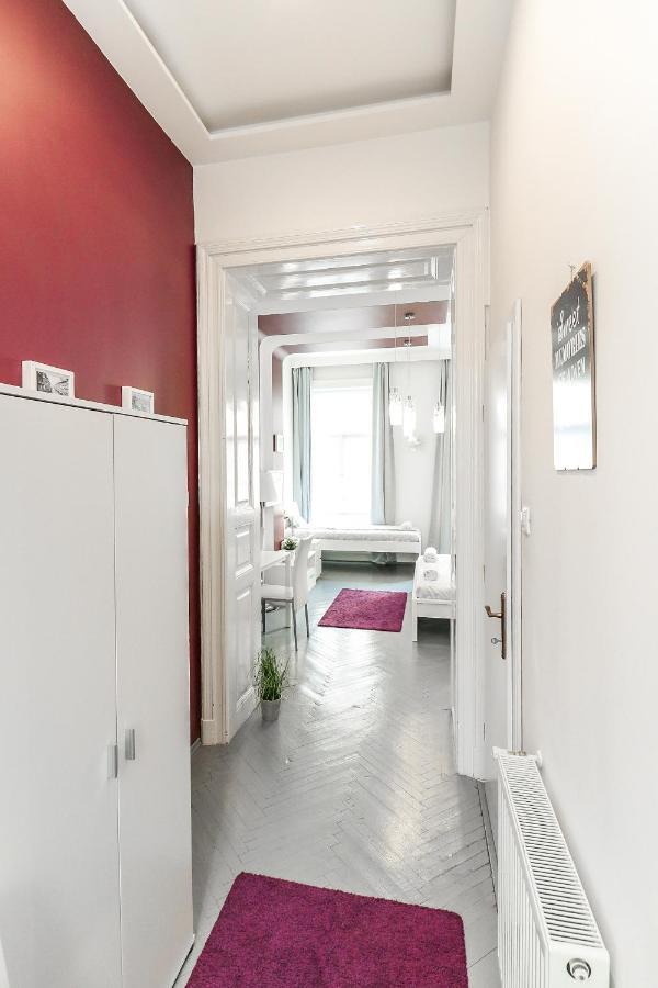 Real Apartments Hegedu Budapest Exterior photo