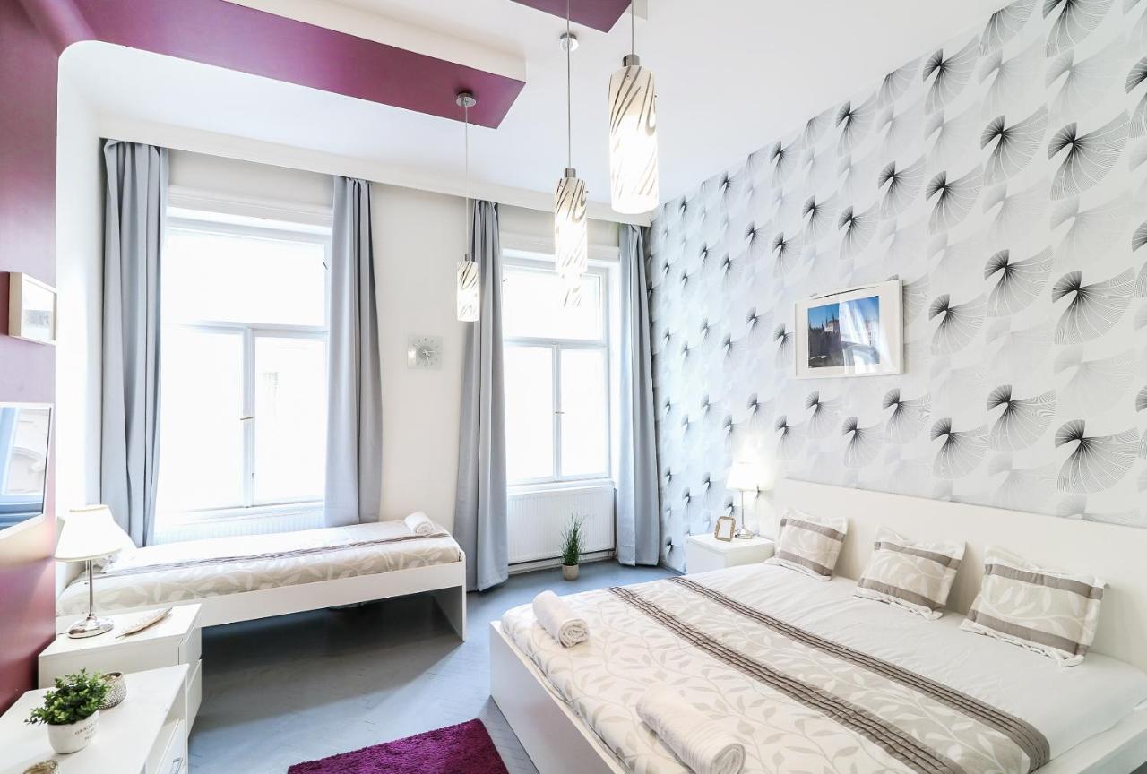 Real Apartments Hegedu Budapest Exterior photo